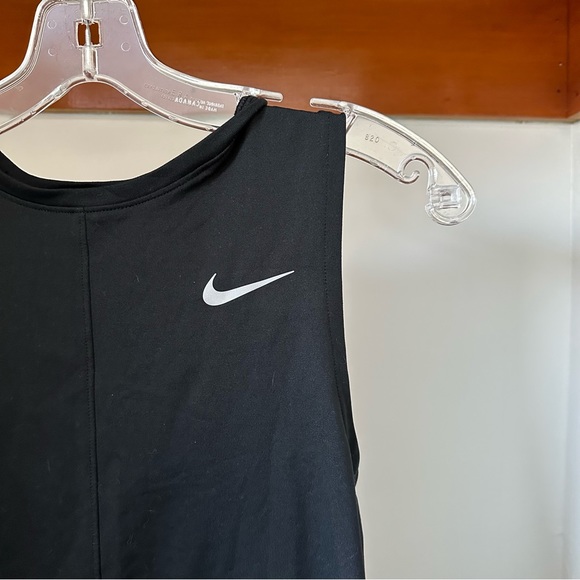 Nike women’s dry fit black sleeveless workout shirt size small - Picture 2 of 7